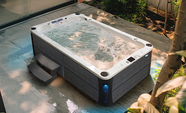 Deck Series Green Bay hot tubs for sale